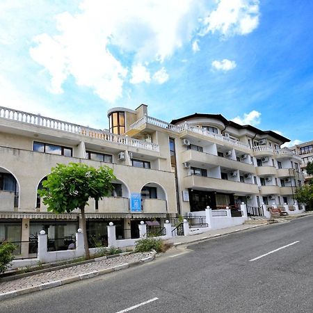 Hotel Corona Sveti Vlas Exteriör bild