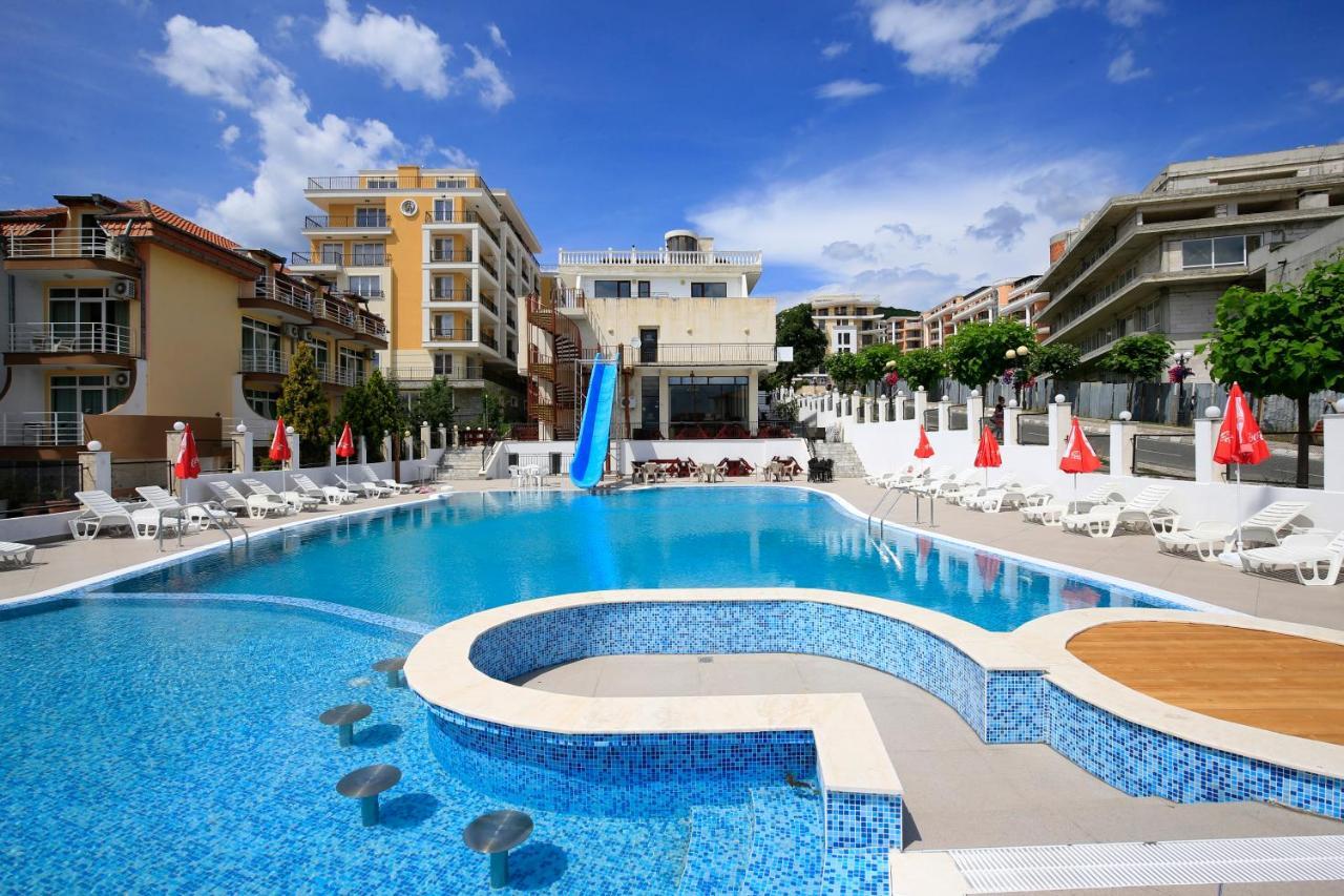 Hotel Corona Sveti Vlas Exteriör bild