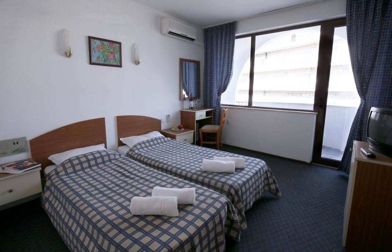 Hotel Corona Sveti Vlas Exteriör bild