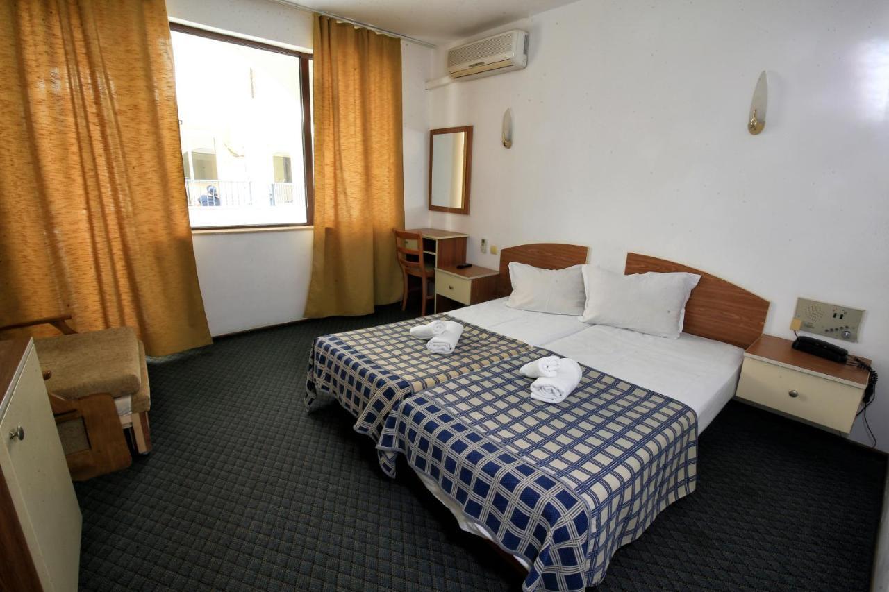 Hotel Corona Sveti Vlas Exteriör bild