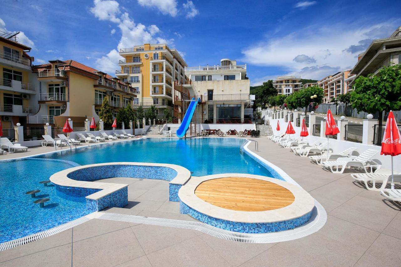 Hotel Corona Sveti Vlas Exteriör bild