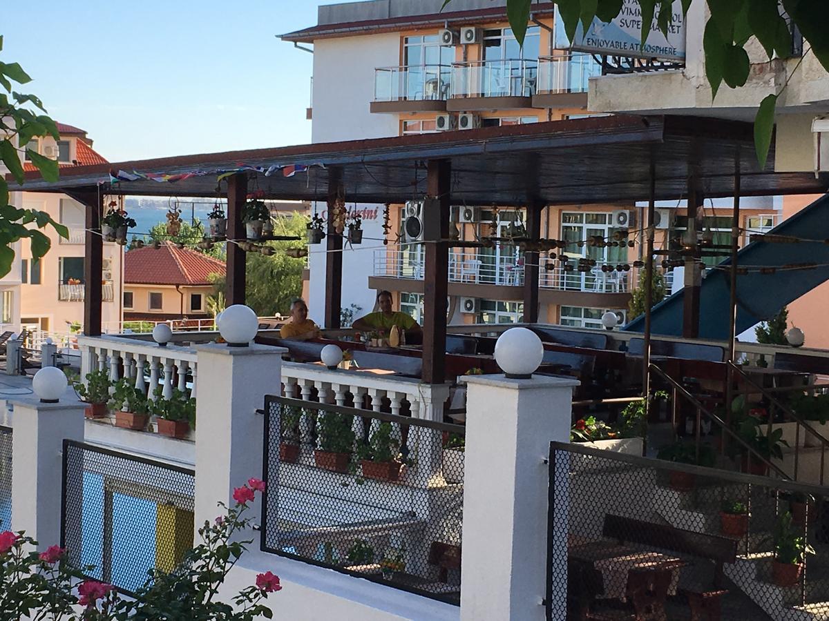 Hotel Corona Sveti Vlas Exteriör bild